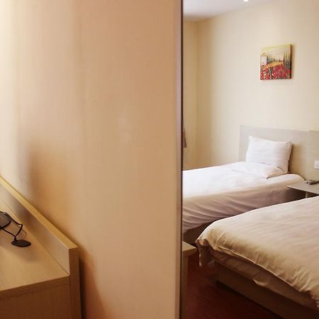 Hanting Hotel Ji'Nan Baotuquan Hongjialou Buitenkant foto