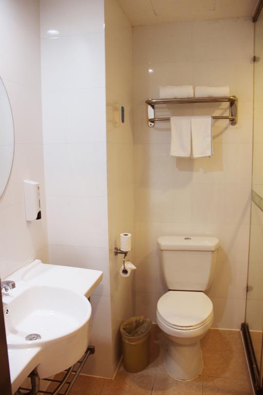 Hanting Hotel Ji'Nan Baotuquan Hongjialou Kamer foto