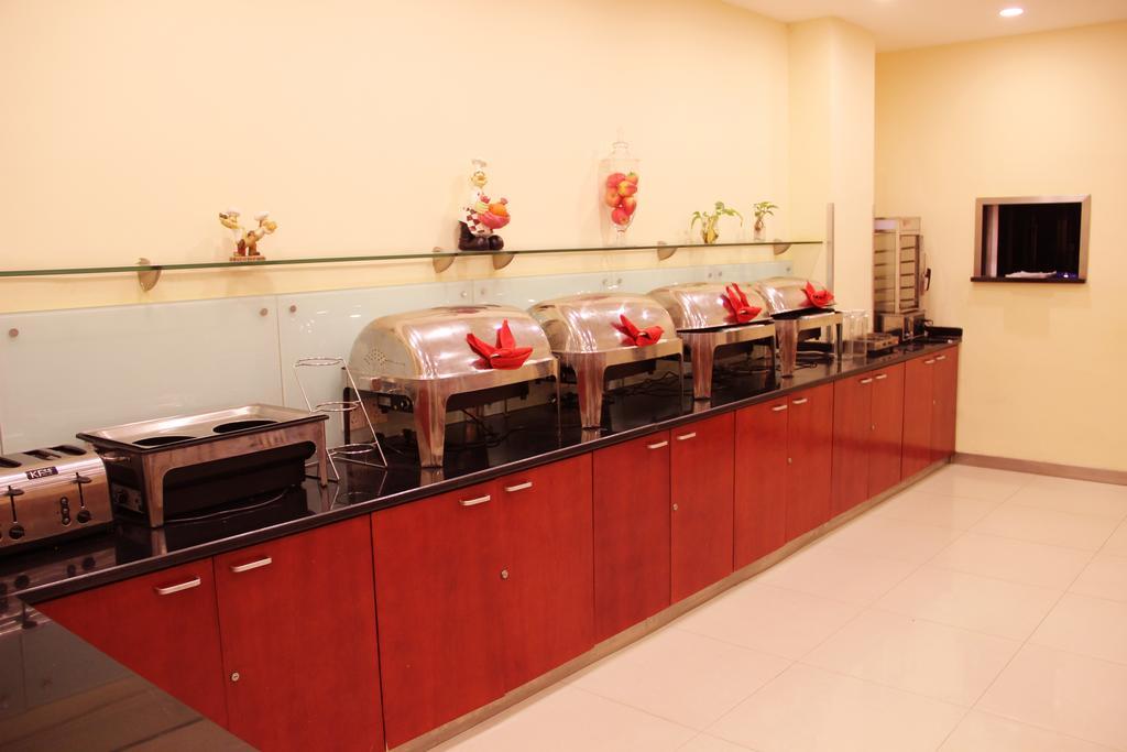 Hanting Hotel Ji'Nan Baotuquan Hongjialou Buitenkant foto